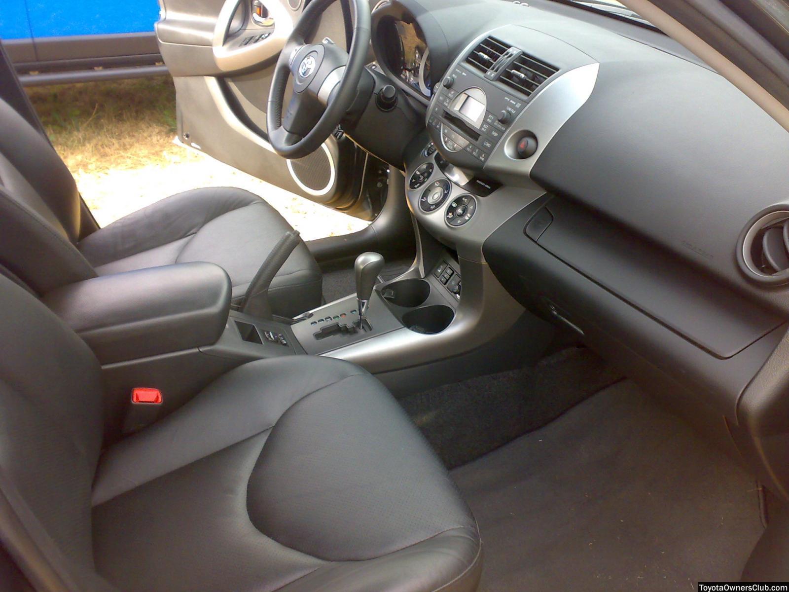 Avensis 1.jpg