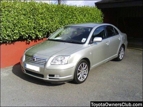 2003 Toyota Avensis T4
